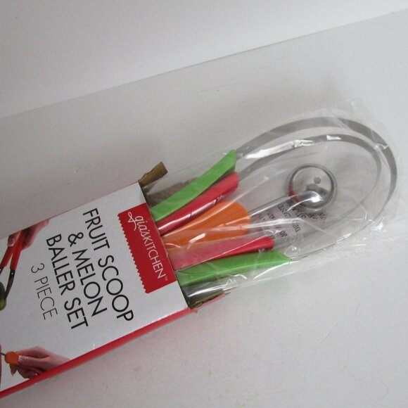NWT fruit scoop and melon baller set - Picture 3 of 3